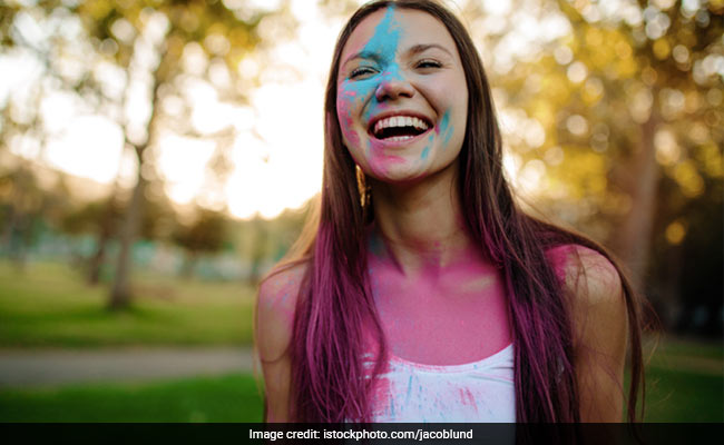 Holi 2021: Keep Your Skin Safe On The Festival Of Colours With 5 Pre-Holi Beauty Tips