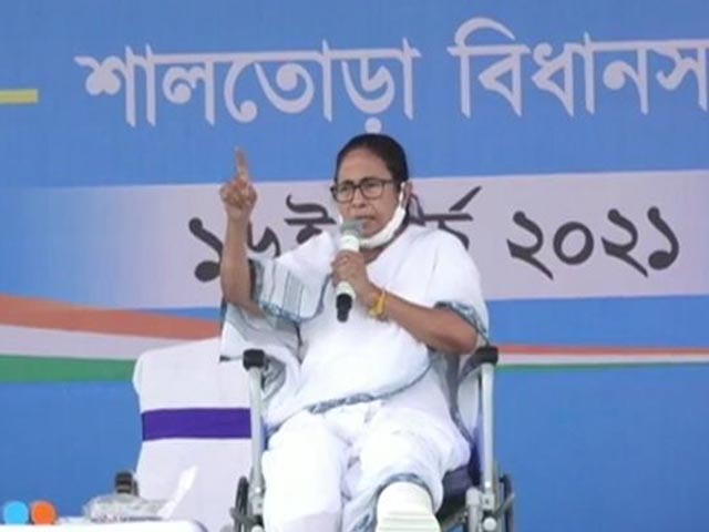 Election Body Issues Sharp Response To Mamata Banerjee's Allegations