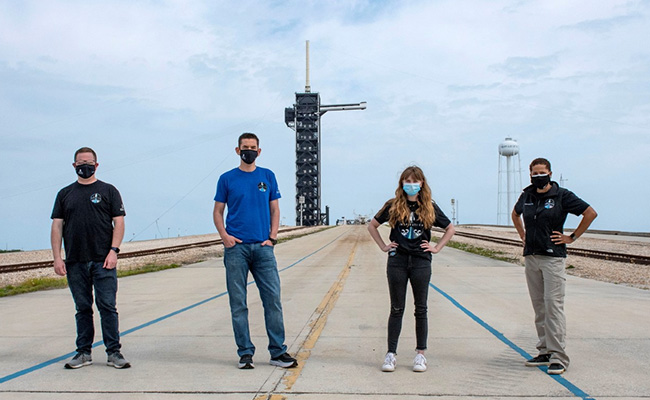 Professor, Data Analyst In SpaceX Crew For 1st All-Civilian Spaceflight