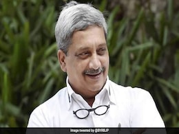 गोवा एयरपोर्ट का नाम मनोहर पर्रिकर पर रखे जाने के प्रस्ताव को मोदी कैबिनेट ने दी मंजूरी गोवा एयरपोर्ट का नाम मनोहर पर्रिकर पर रखे जाने के प्रस्ताव को मोदी कैबिनेट ने दी मंजूरी