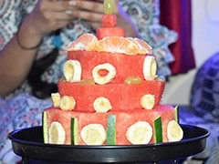 Fresh Fruit Cake Movement: Maharashtra Farmers' Innovative Bid To Survive Pandemic Fresh Fruit Cake Movement: Maharashtra Farmers' Innovative Bid To Survive Pandemic