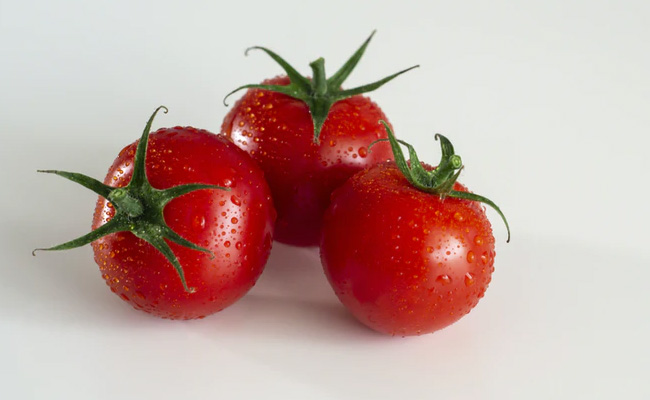 टमाटर-प्याज वाली किचन में मोदी सरकार ने लगा दी है धारा 144 : कांग्रेस का वार