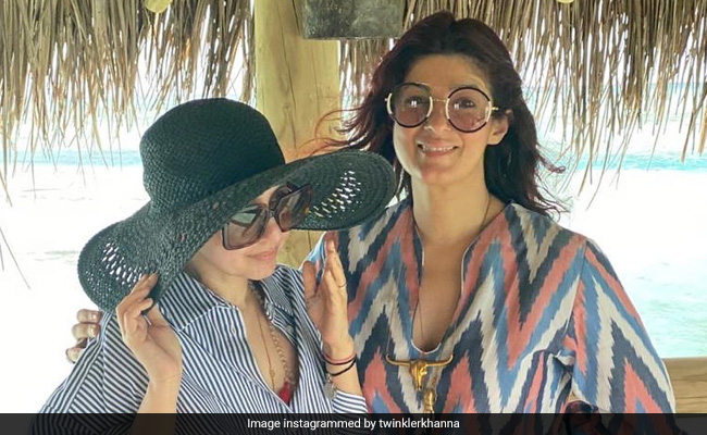 ट्विंकल खन्ना ने बहन के साथ शेयर की फोटो, बोलीं- इस छुट्टी का सबसे खूबसूरत हिस्सा