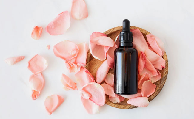 Women&rsquo;s Day 2021: Make Time For A Pampering Session With Beauty Oils And Serums