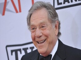 <i>The Goldbergs</i> Star George Segal Dies At 87 <i>The Goldbergs</i> Star George Segal Dies At 87
