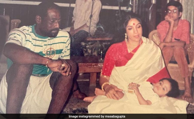 Neena Gupta, Vivian Richards And Little Masaba In A Priceless Throwback