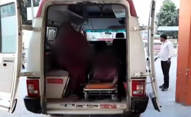 यूपी : पत्नी पर था धोखा देने का शक, पति ने एल्युमिनियम की तारों से लगाए प्राइवेट पार्ट में टांके : पुलिस