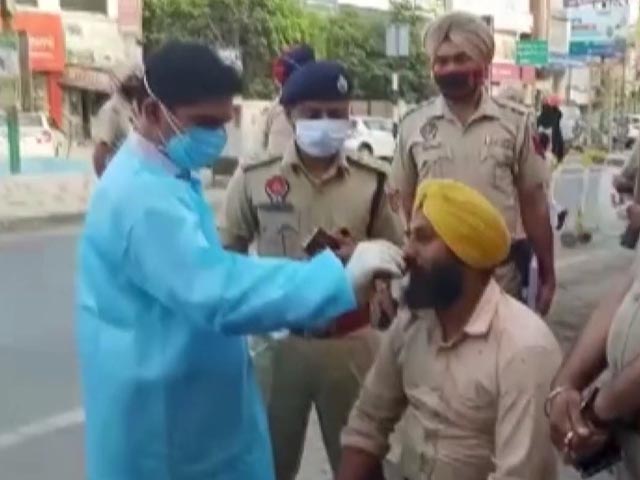 People Without Masks Undergo COVID-19 Tests In Punjab. Watch