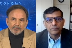 When Elon Musk Tweets Positively About Bitcoin, Its Value Goes Up: Raghuram Rajan When Elon Musk Tweets Positively About Bitcoin, Its Value Goes Up: Raghuram Rajan