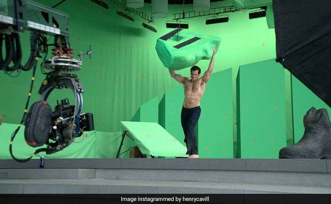 Justice League Snyder Cut Breaks The Internet Here S To You Zack Writes Superman Actor Henry Cavill