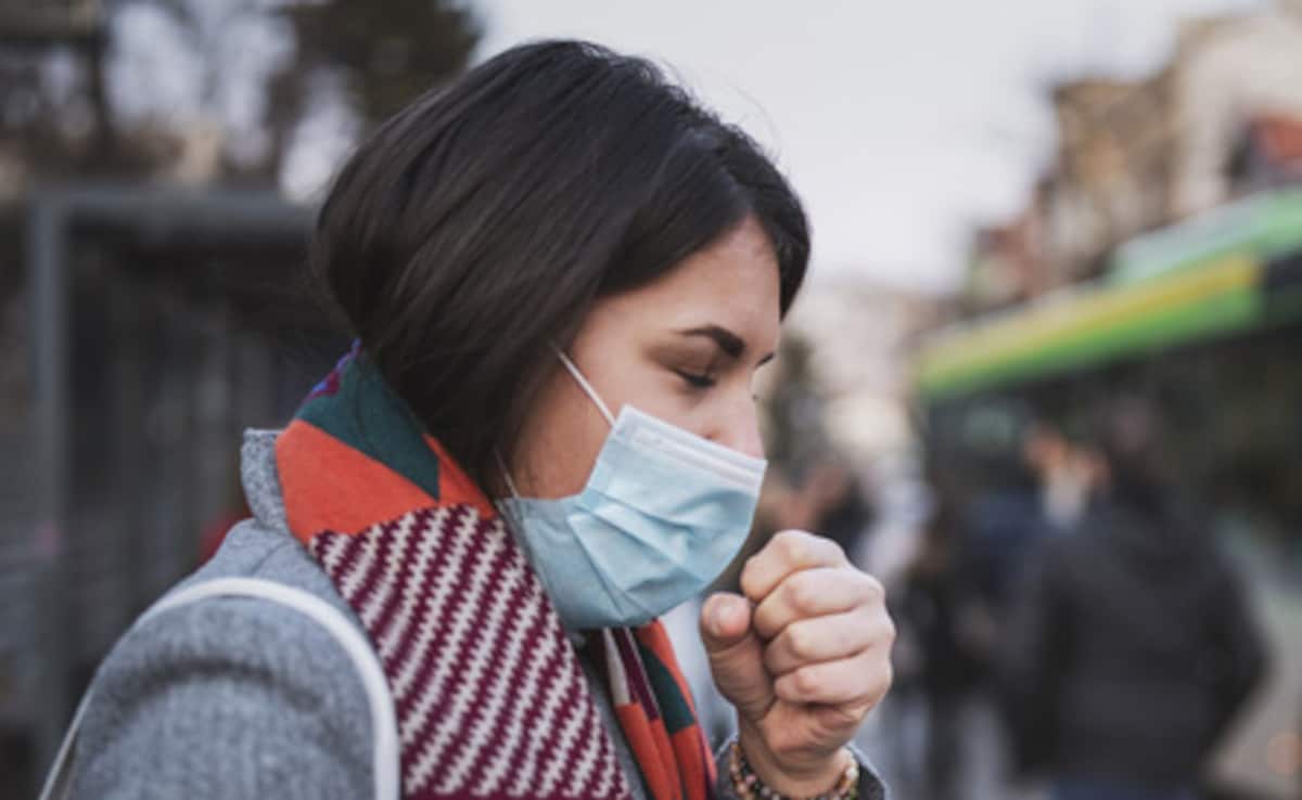 TB lead to a persistent cough that lasts for at least 3 weeks TB lead to a persistent cough that lasts for at least 3 weeks