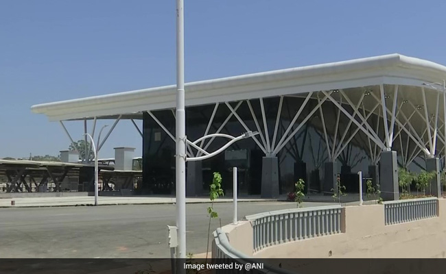 VIDEO: गर्व का अहसास कराता है बेंगलुरू में देश का पहला एयरकंडीशंड रेलवे टर्मिनल, इस मायने में है खास..