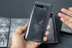 Asus ROG Phone 5 Unboxing & First Look: Snapdragon 888 Powered Gaming Smartphone Asus ROG Phone 5 Unboxing & First Look: Snapdragon 888 Powered Gaming Smartphone