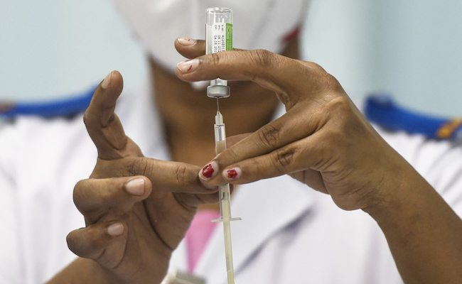Amid Alarming Covid Spike, Vaccinations Declined By 16% Last Week