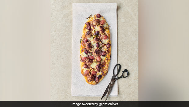 Celebrity Chef Jamie Oliver Invents Bizarre Grapes Pizza; Twitter Is Divided
