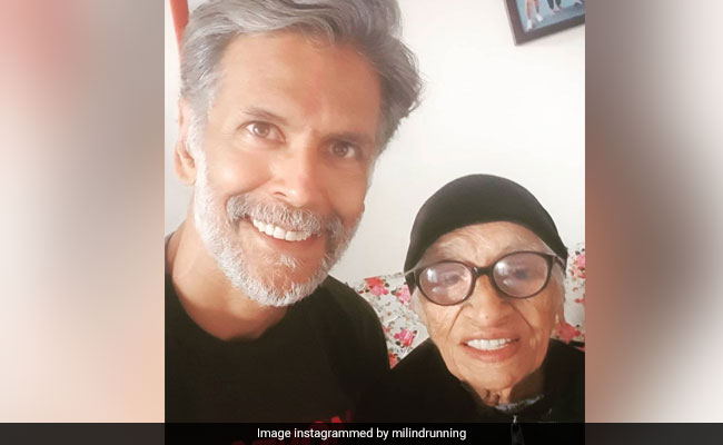 Milind Soman's Pinkathon Mascot Started Running At 93. She's 105 Now