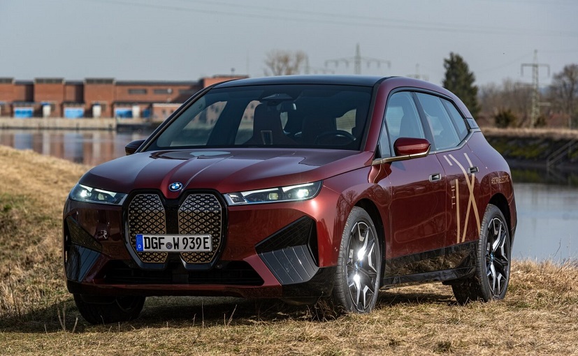 2022 BMW iX Electric Crossover Unveiled; Gets A Range Of 483 Km