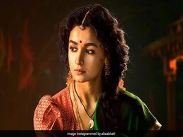 <i>RRR</i>: Birthday Girl Alia Bhatt Enchants As Sita In First Look <i>RRR</i>: Birthday Girl Alia Bhatt Enchants As Sita In First Look