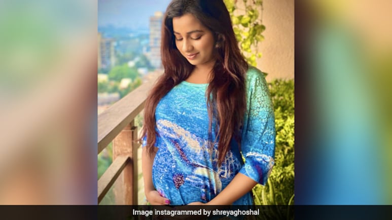 सिंगर श्रेया घोषाल ने बताया अपने रेशमी चमकते बालों का राज, आप भी कर सकते हैं ट्राई