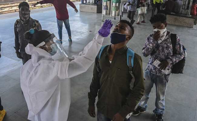 COVID-19: भारत में सामने आए 56211 नए मामले, 271 और की मौत