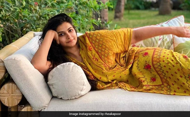 Rhea Kapoor's Alibaug Diaries: She's Living The "<I>Kaftan</i> Life" From Day To Night
