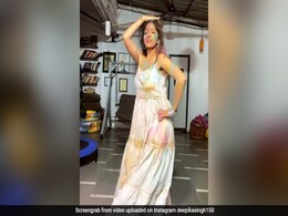 Deepika Singh ने 'बलम पिचकारी' सॉन्ग पर यूं किया डांस, Video हुआ वायरल Deepika Singh ने 'बलम पिचकारी' सॉन्ग पर यूं किया डांस, Video हुआ वायरल