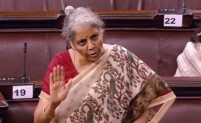 इकोनॉमी को 'हेल्&zwj;दी' बनाने के लिए वित्&zwj;त मंत्री निर्मला सीतारमण का 'बूस्&zwj;टर डोज', 10 खास बातें..