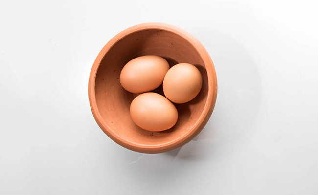 China Heatwave's Unlikely Impact - More Expensive Eggs