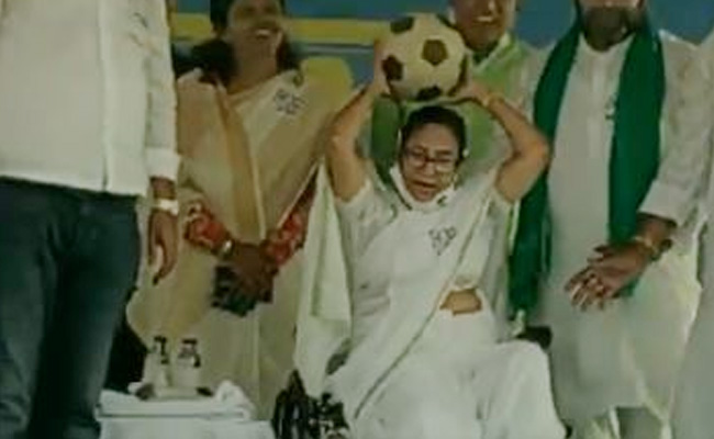 बंगाल और असम में दूसरे दौर का मतदान जारी, दोनों जगह कई दिग्गज नेताओं की किस्मत का होगा फैसला