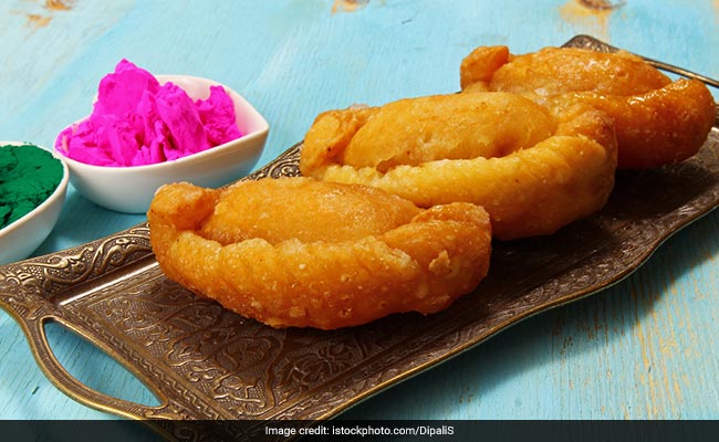 Welcome Holi 2021 With These Delicious Readymade Sweets That Are To Die For