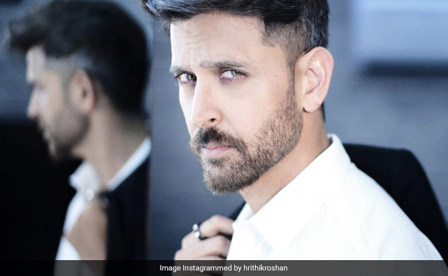 Hey Hrithik Roshan, Not Only Does Zomato Buy Your <i>Samosa</i> Love, They Found A <i>Krrish</i> Connection