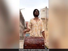 Watch: This Version of <i>Gur Naal Ishq Mitha</i> Will Make You Hit The Dance Floor Watch: This Version of <i>Gur Naal Ishq Mitha</i> Will Make You Hit The Dance Floor