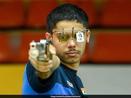 ISSF World Cup: Vijayveer Sidhu, Tejaswani Clinch Gold Medal In 25m Rapid Fire Pistol Mixed Team Event ISSF World Cup: Vijayveer Sidhu, Tejaswani Clinch Gold Medal In 25m Rapid Fire Pistol Mixed Team Event