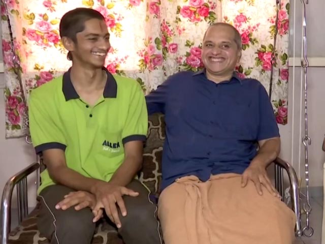 JEE Main Topper Ananth Kidambi Thanks Parents, Teachers