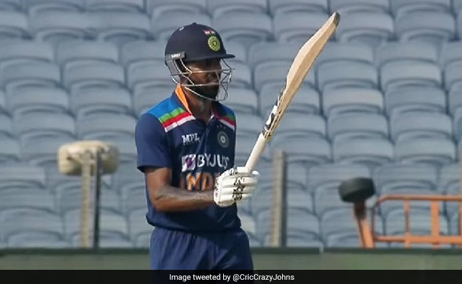 Ind vs Eng: हार्दिक पंड्या ने मचाई खलबली, मोईन अली के ओवर में जड़े 3 छक्के, गेंदबाज के उड़े होश..देखें Video