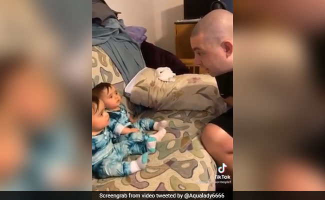 पिता को पहली बार गंजा देख पहचान नहीं पाए बच्चे, कुछ देर तक घूरने के बाद चीख-चीखकर लगे रोने - देखें मजेदार Video