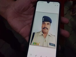 भोपाल : कोरोना वैक्सीन की दोनों डोज़ के बाद बिगड़ी थी तबीयत, अस्पताल के बाथरूम में मिला होमगार्ड का शव भोपाल : कोरोना वैक्सीन की दोनों डोज़ के बाद बिगड़ी थी तबीयत, अस्पताल के बाथरूम में मिला होमगार्ड का शव