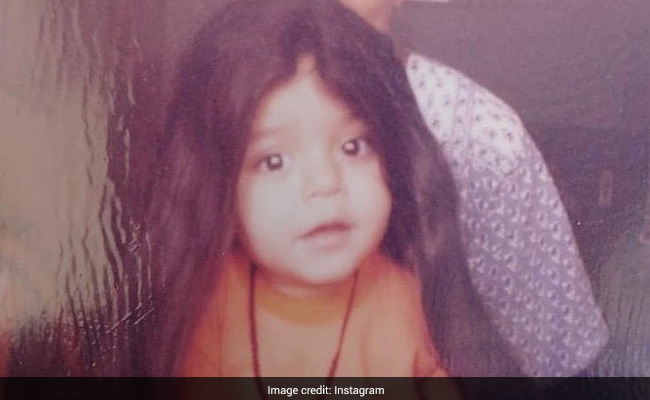 This Cutie Grew Up To Become A <I>Bigg Boss</i> Sensation. Any Guesses?