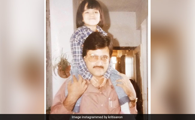 Kriti Sanon Is The Definition Of Cute In This Throwback Gem With Her Father