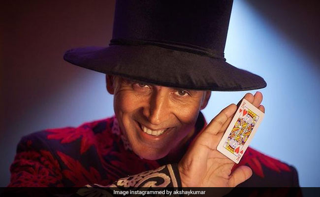 Trending: Akshay Kumar Is A King Of Hearts In <I>Atrangi Re</i> New Pic