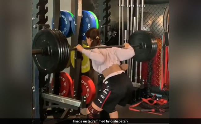Disha Patani Lifts 70 Kgs. "Damn," Comment Ayesha Shroff And Elli AvrRam