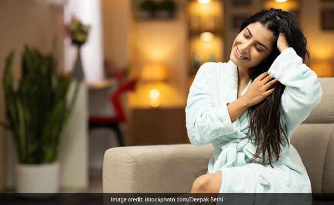 Holi 2021: Beauty Guide To Protect Your Hair And Skin Before And After Holi