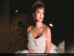 सनी लियोन ने ग्लैमरस फोटो शेयर कर पूछा 'मुझसे शादी कर करोगे' तो फैन बोला- अब्बा नहीं मानेंगे... सनी लियोन ने ग्लैमरस फोटो शेयर कर पूछा 'मुझसे शादी कर करोगे' तो फैन बोला- अब्बा नहीं मानेंगे...