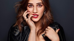 Kriti Sanon Enjoys Monsoon-Special Ghevar, And We Want Some Too