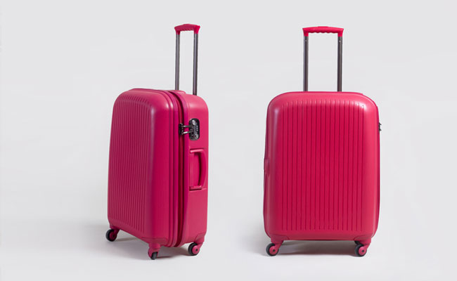 Make Travel Hassle-Free With These Travel Bags At Upto 70% Off