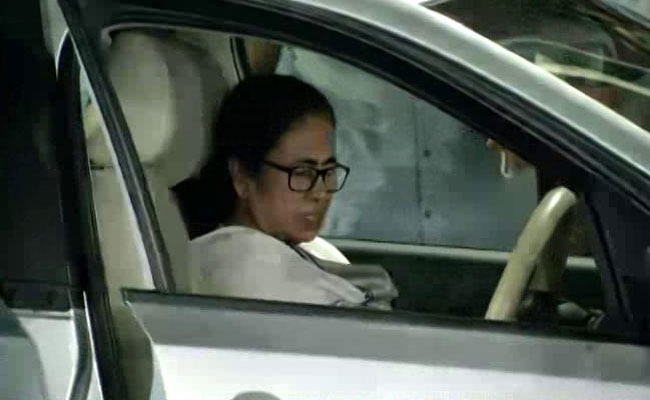 Assembly Elections 2021 News LIVE Updates: Bengal Chief Minister Mamata Banerjee Discharged From Kolkata Hospital