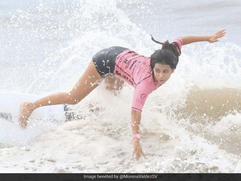 Top Salvadoran Surfer Dies After Being Struck By Lightning