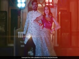 '52 गज का दामन' की सिंगर Renuka Panwar ने 'तेरी खातर' सॉन्ग से फिर मचाई धूम, देखें वायरल Video '52 गज का दामन' की सिंगर Renuka Panwar ने 'तेरी खातर' सॉन्ग से फिर मचाई धूम, देखें वायरल Video