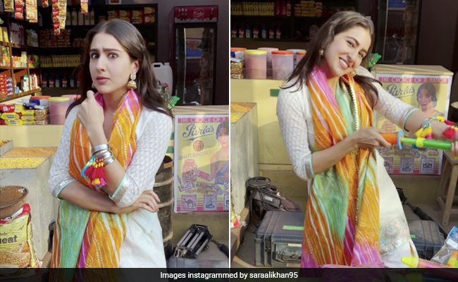Sara Ali Khan Keeps The Holi Spirit High In A Classic Suit And Vibrant <i>Dupatta</i>