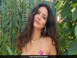 ईशा गुप्ता की मालदीव से जुड़ी Photos हुईं वायरल, Beach पर यूं ग्लैमरस अंदाज में यूं पोज देतीं आईं नजर ईशा गुप्ता की मालदीव से जुड़ी Photos हुईं वायरल, Beach पर यूं ग्लैमरस अंदाज में यूं पोज देतीं आईं नजर